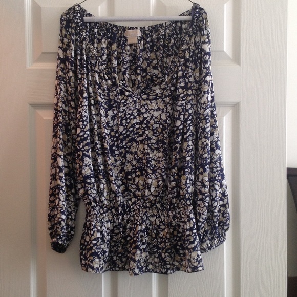 SOLD!! Michael Kors top