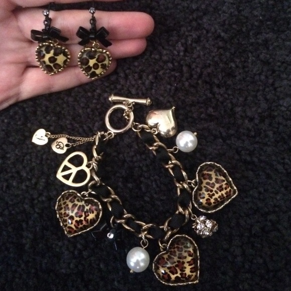 Betsey Johnson bracelet and matching earrings