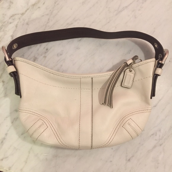 ⬇️Price reduction! COACH white leather purse