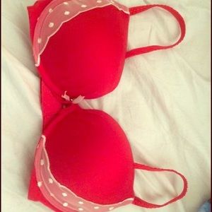 Victoria's Secret 34DD fabulous plunge bra