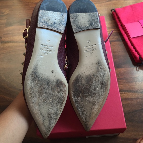 ❌Gone❌Rubin authentic Valentino Rock studs 38 - Picture 4 of 4