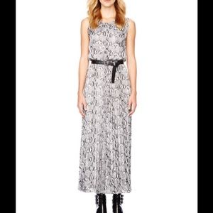 MICHAEL KORS Pleated Maxi