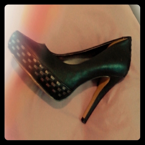 BCBG Heels