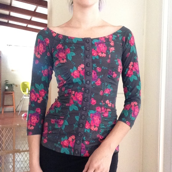 Betsey Johnson rose print top