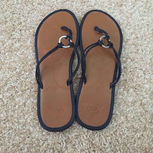 Roxy sandals