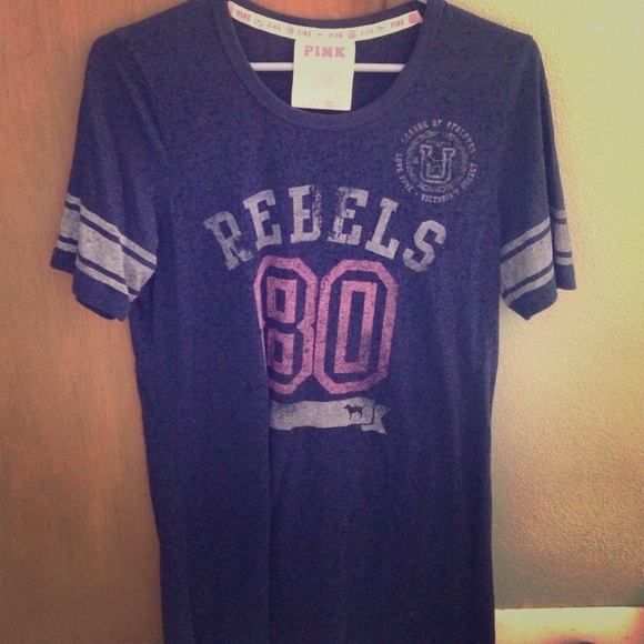 VS traditional tee rebels 80
