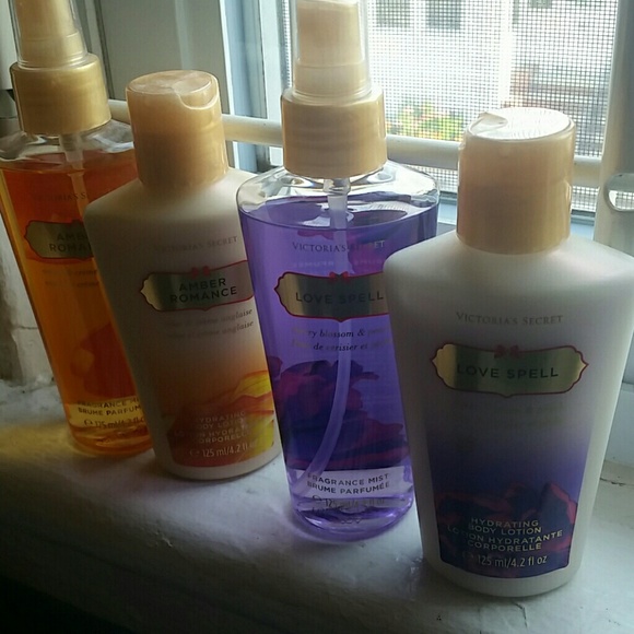 Victora secret cream and splash  4 for $21