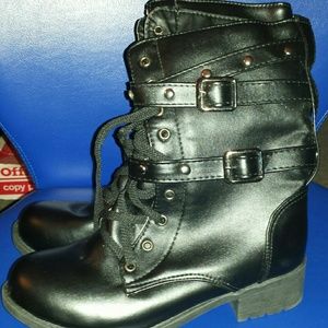 New combat ankle boots