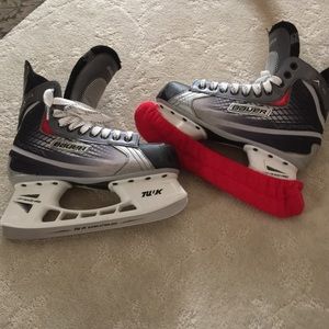 Boys ice skates