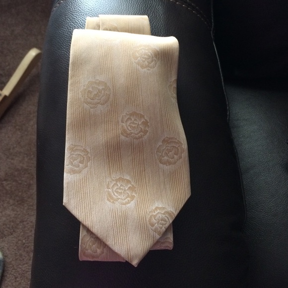Chanel tie SOLD