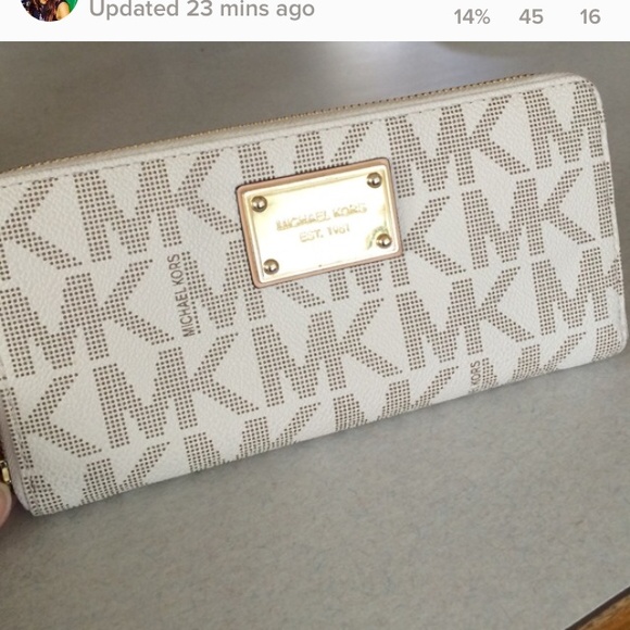 Michael Kors Clutches & Wallets - Great condition