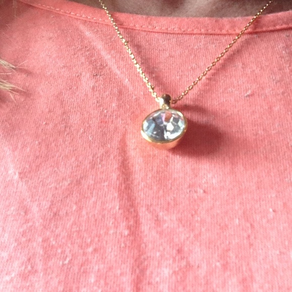 Costume bezel set single solitaire cz pendant - Picture 2 of 4