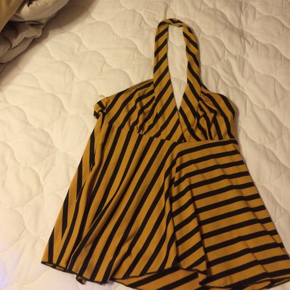 Halter top