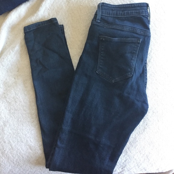 ❤️sold❤️ Black Levi's high waisted!