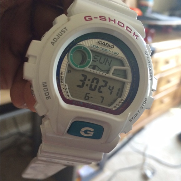 G-Shock - Picture 2 of 3