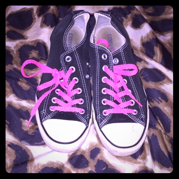 Black Converse