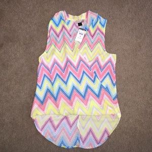 Sleeveless neon chevron top