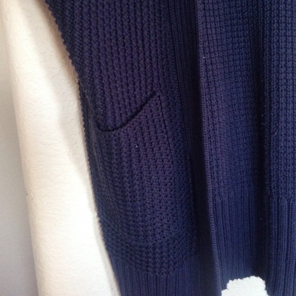 Cardigan - Picture 2 of 2