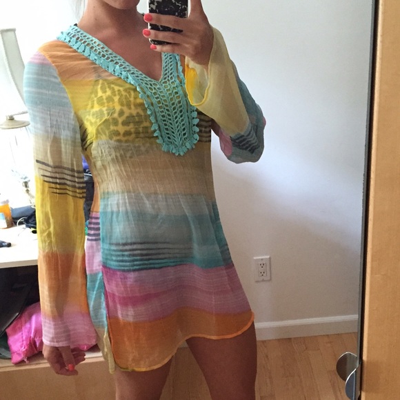 Aldo Beach Coverup - Picture 2 of 4
