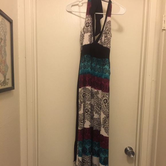 Multi-color floral print halter-top maxi dress - Picture 2 of 4