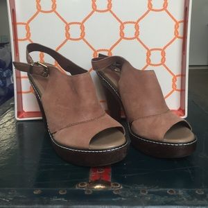 Banana Republic leather peep toe sandals Banana Republic leather peep toe sandals