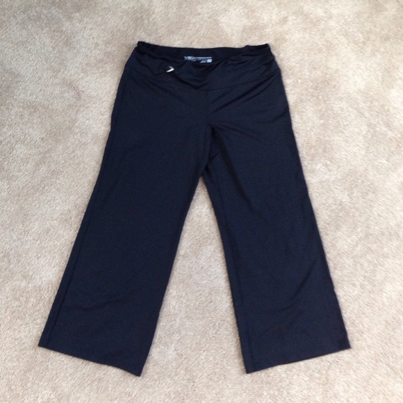 Victoria's Secret workout capris.