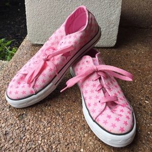 Converse pink star shoes