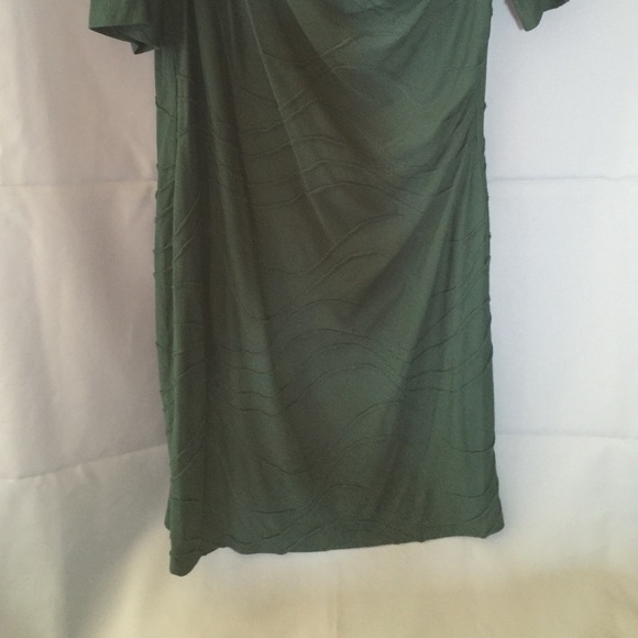 BUNDLED Dressbarn green cowl neck dress size 14 - Picture 2 of 4