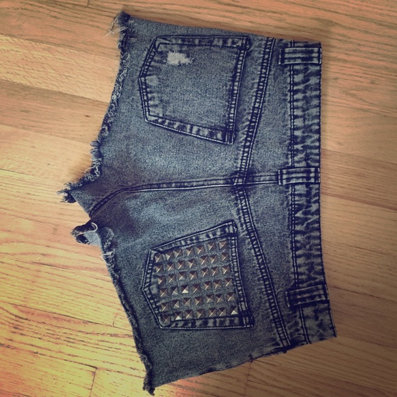 High waisted cut off dark grey Jean short