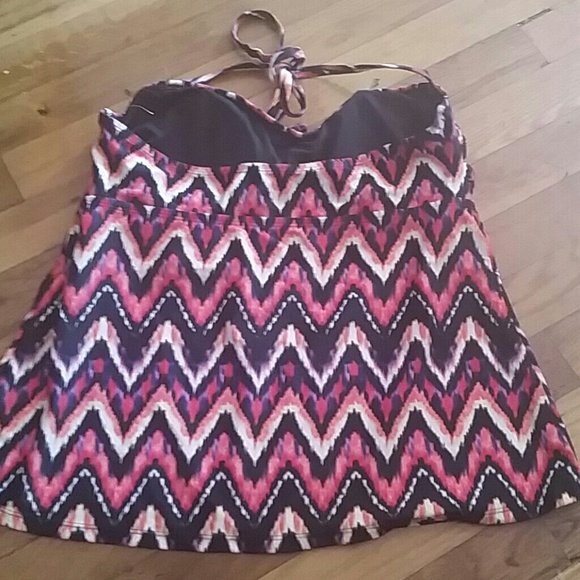 Swimsuit - Picture 3 of 3