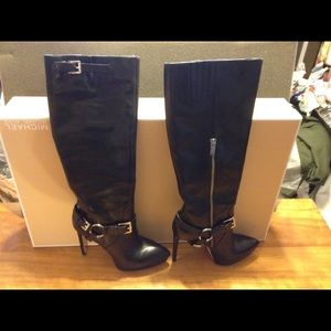 New Michael kors Harrison platform boots 8 black New Michael kors Harrison platform boots 8 black