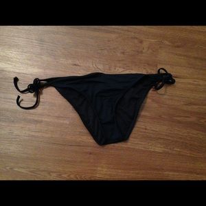 Guess black bikini bottoms