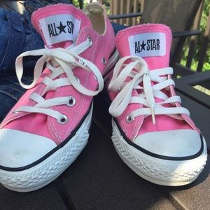 Pink converse shoes