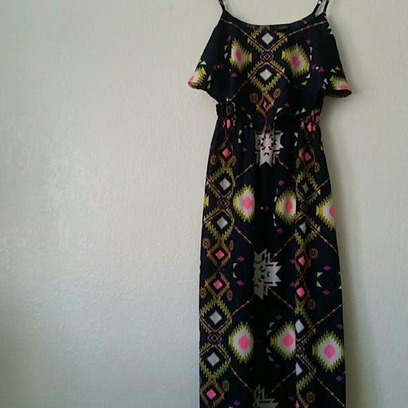 Dress - Picture 4 of 4