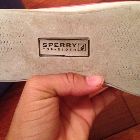 Sperry's - Picture 2 of 2