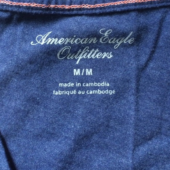 AE V-Neck - Picture 2 of 3