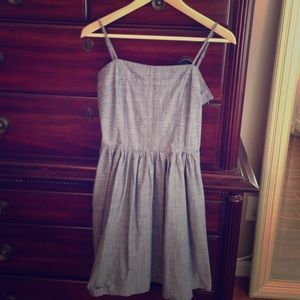 GAP chamberry dress