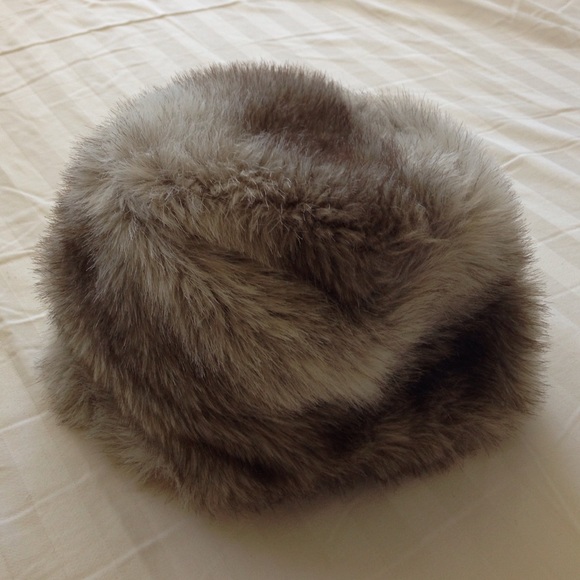 Faux fur hat