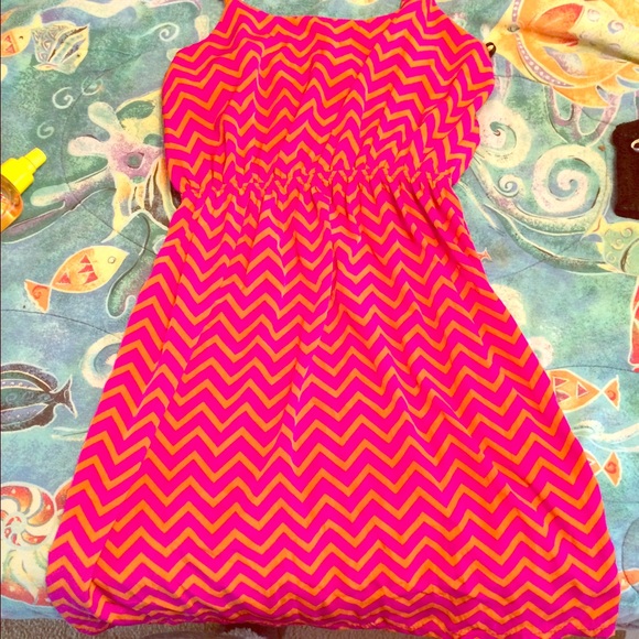 Spaghetti strap chevron dress.