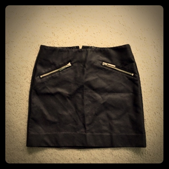 H&M leather skirt - Picture 1 of 2