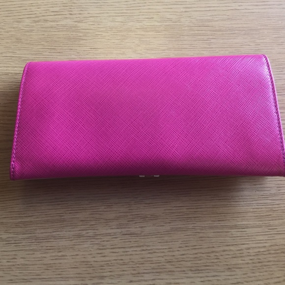 Pink Salvatore Ferragamo Wallet - Picture 4 of 4