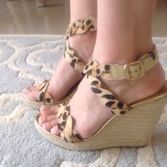 Carlos Santana size 7.5