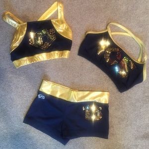 2 ICE sports bras, and spanks! All worlds gear!