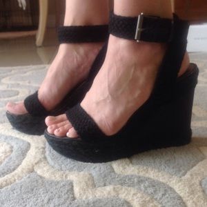 Nine West black wedges size 7.5