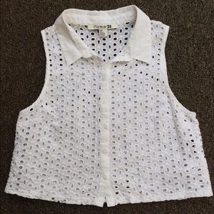Forever 21 Eyelet Collared Crop Top