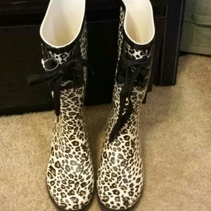 Nwot leopard print rain boots