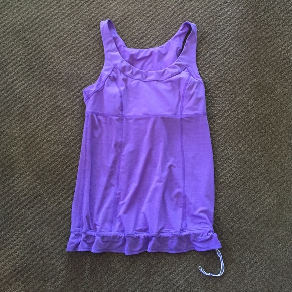 Lululemon tank
