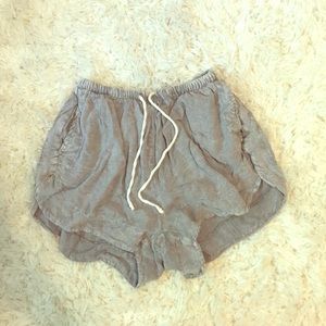 Brandy Melville Eve shorts