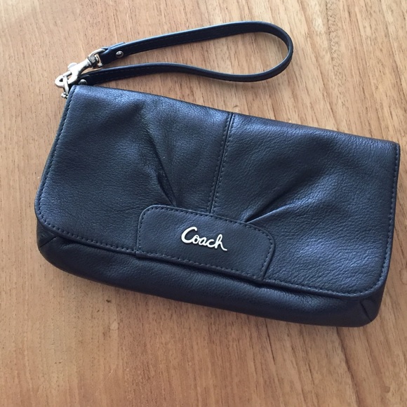 Coach Wristlet - Picture 1 of 4