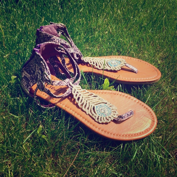 Peacock Thong Sandals